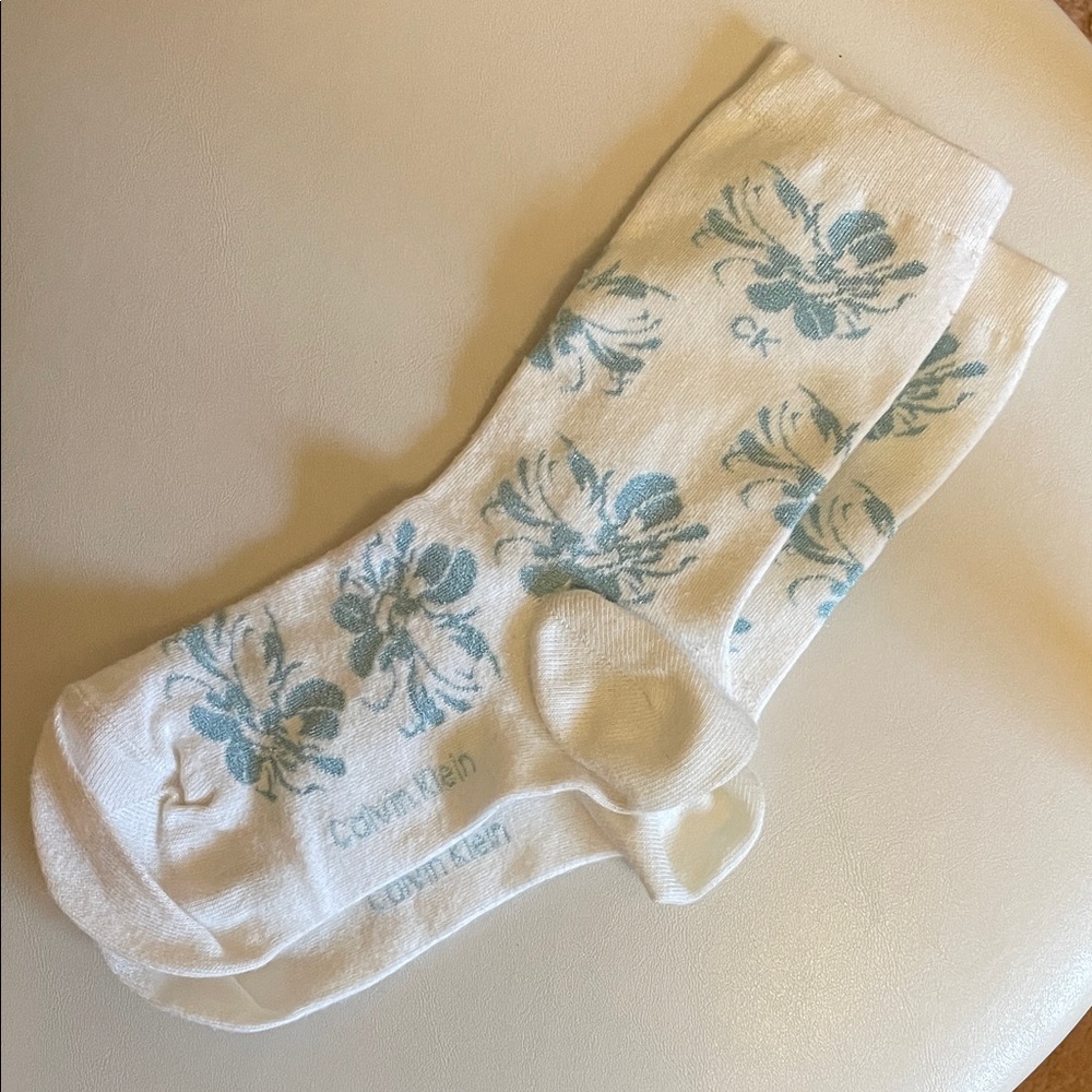 🤍 Floral Calvin Klein Socks